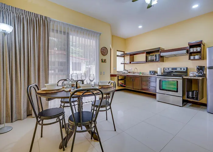 Family Retreat W/ Pool Access: Walk To Beach! * Carpintero